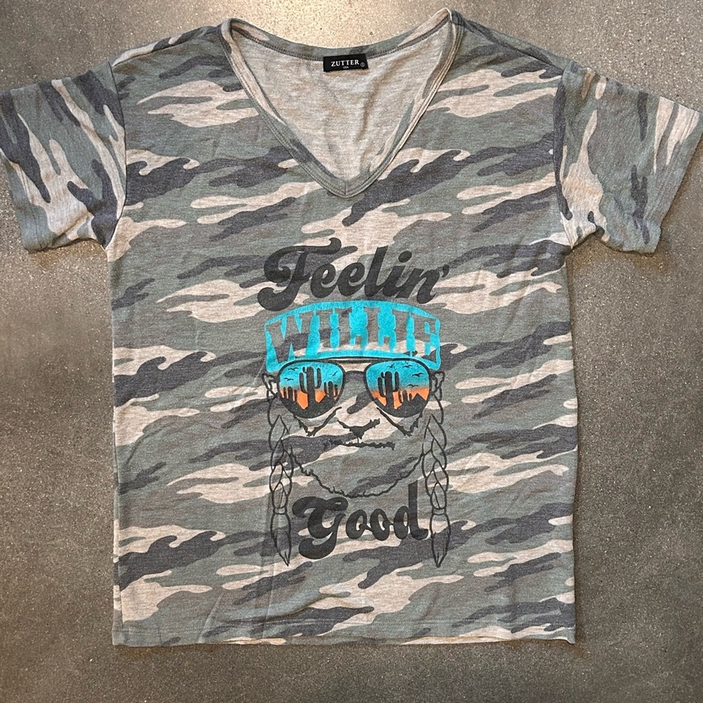 Feelin’ Willie Good tee